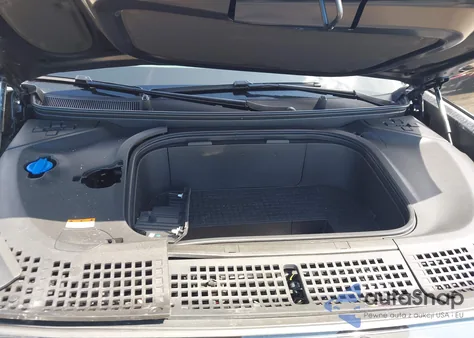 2026 Hyundai Ioniq 9 Sel from USA, damaged, VIN 7YAMUFS37TY004609